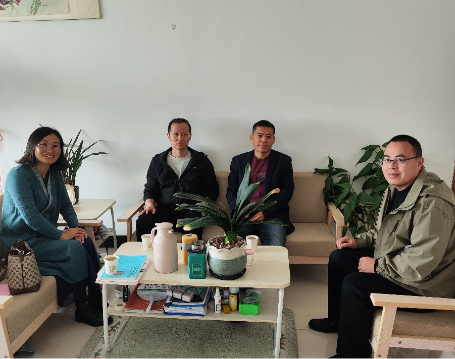 化学化工学院赴黄山市嘉化有机硅...